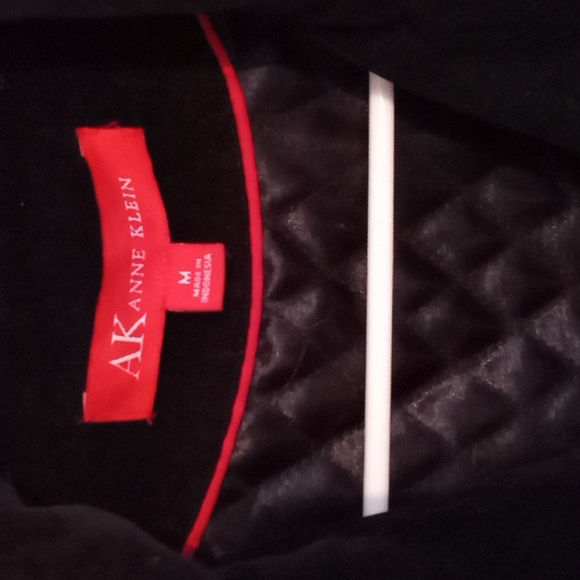 Coat - Picture 2 of 6